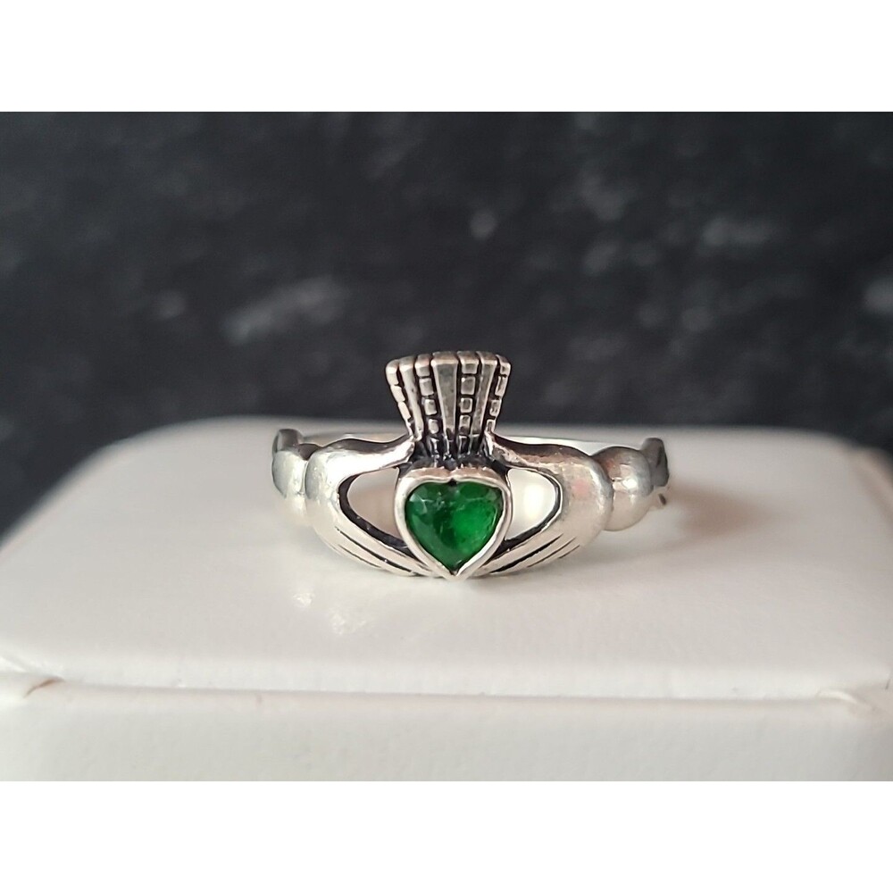 925 Sterling Silver Green Rhinestone Claddagh Ring, Size US 7.25  Vintage READ
